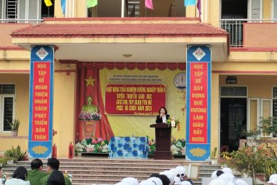 TRƯỜNG THCS HẢI QUANG PHỐI HỢP CÙNG CÔNG AN XÃ HẢI QUANG TỔ CHỨC TUYÊN TRUYỀN PHÁP LUẬT